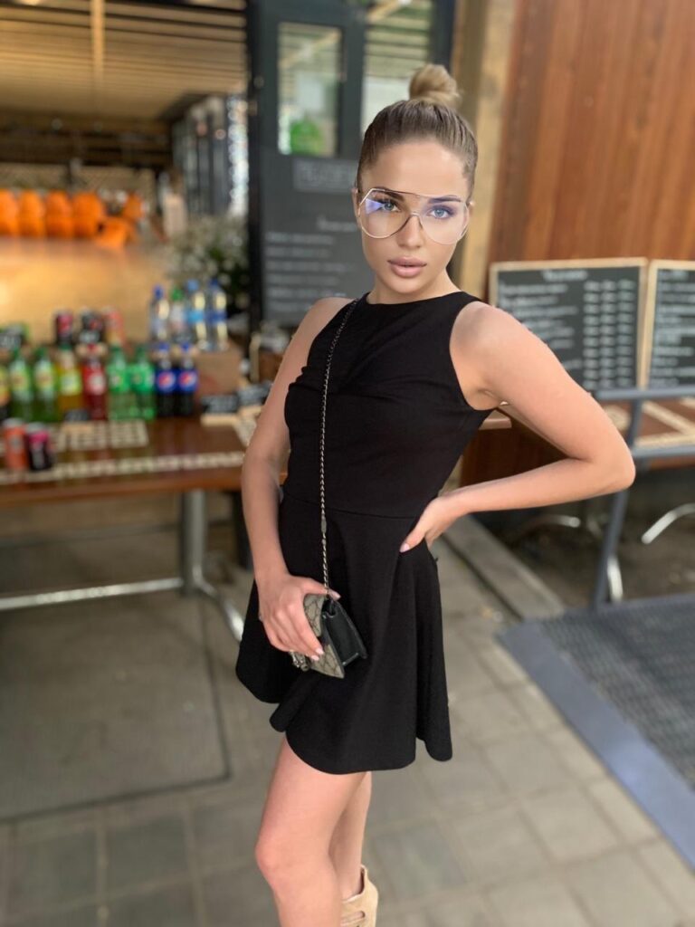 Эскортница Оливия в Москве