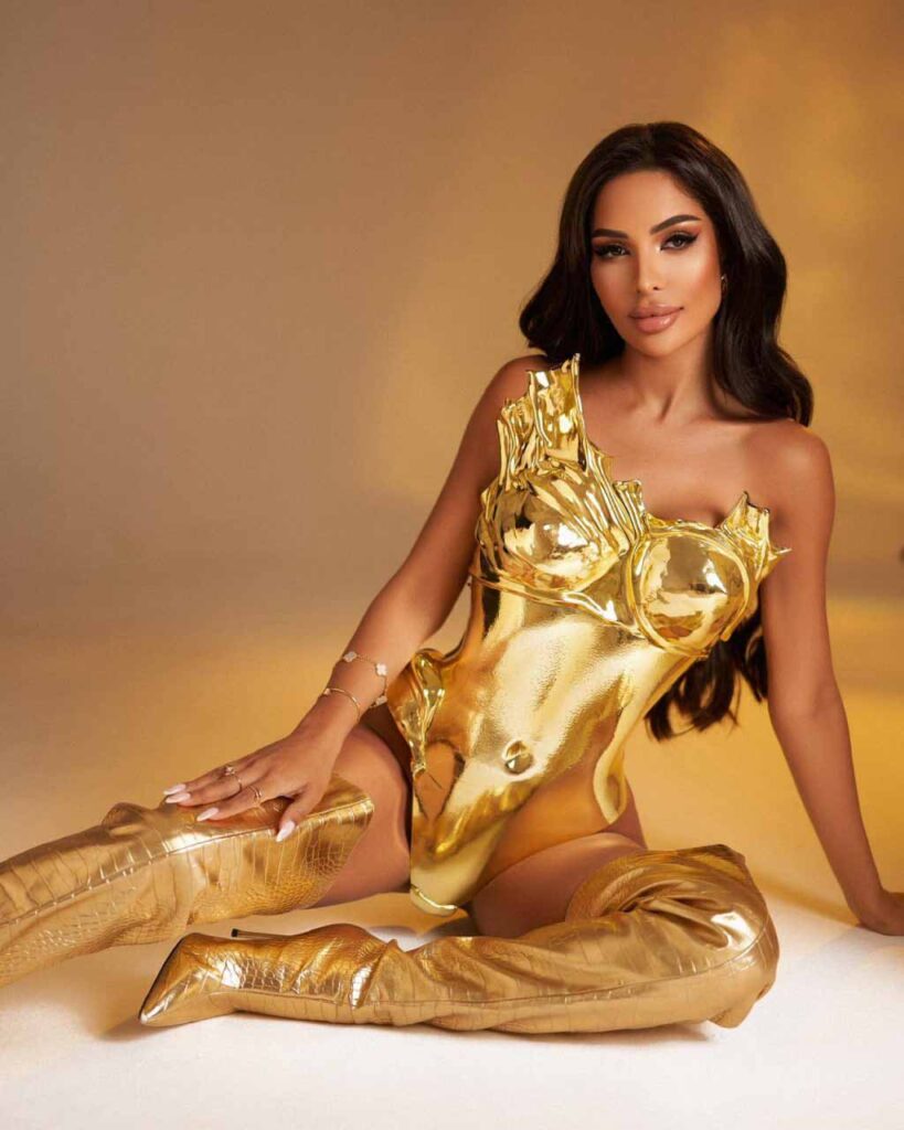 Шлюха Аника в Москве