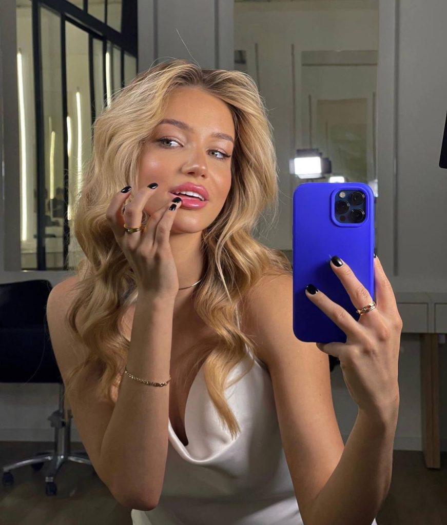 Элитная шлюха Лиза в городе Москве