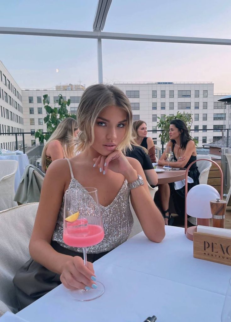 Элитная индивидуалка Сидни — Акция 5+1ч в городе Москве