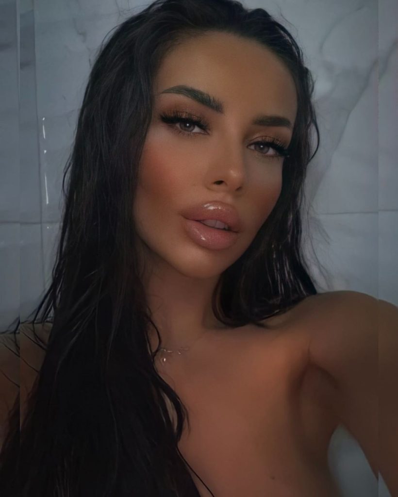 Шлюха Зоя в городе Москве