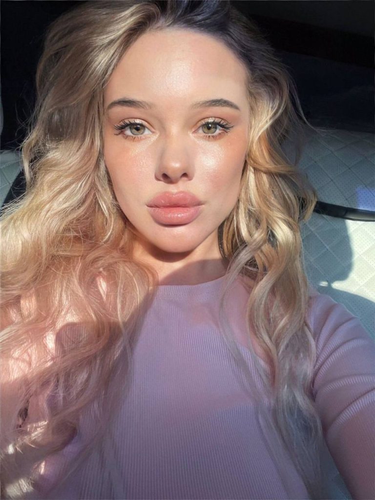 Элитная проститутка Дина в Москве